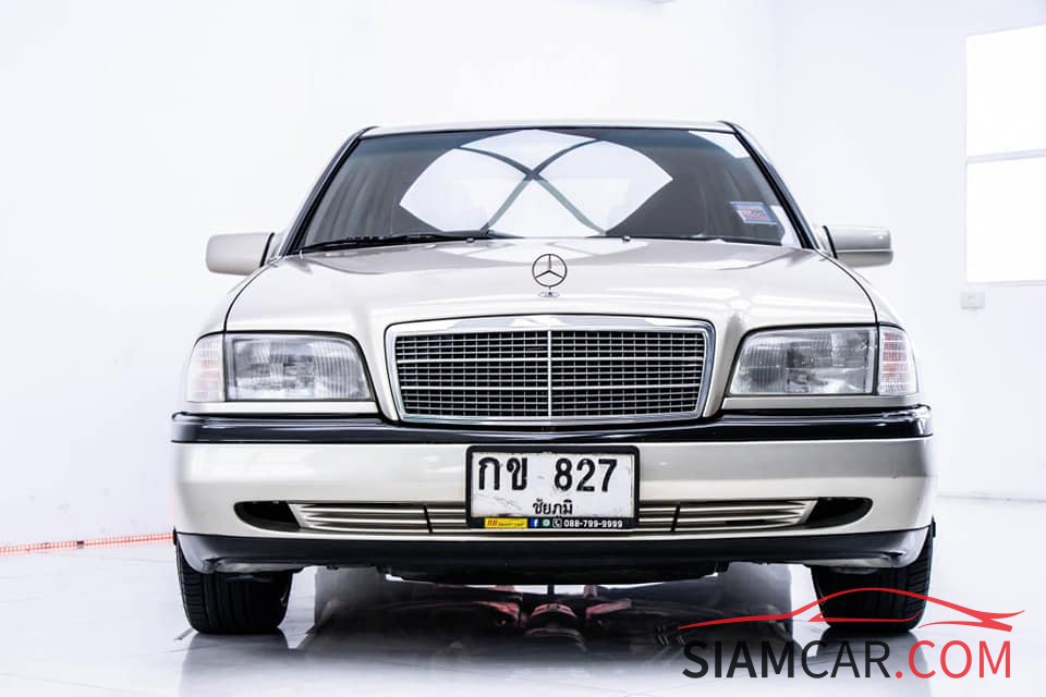 Mercedes-Benz C-Class W202 C180 1.8