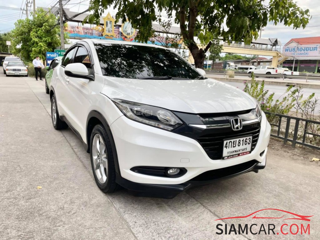 Honda HRV ปี14-ปัจจุบัน 1.8 E