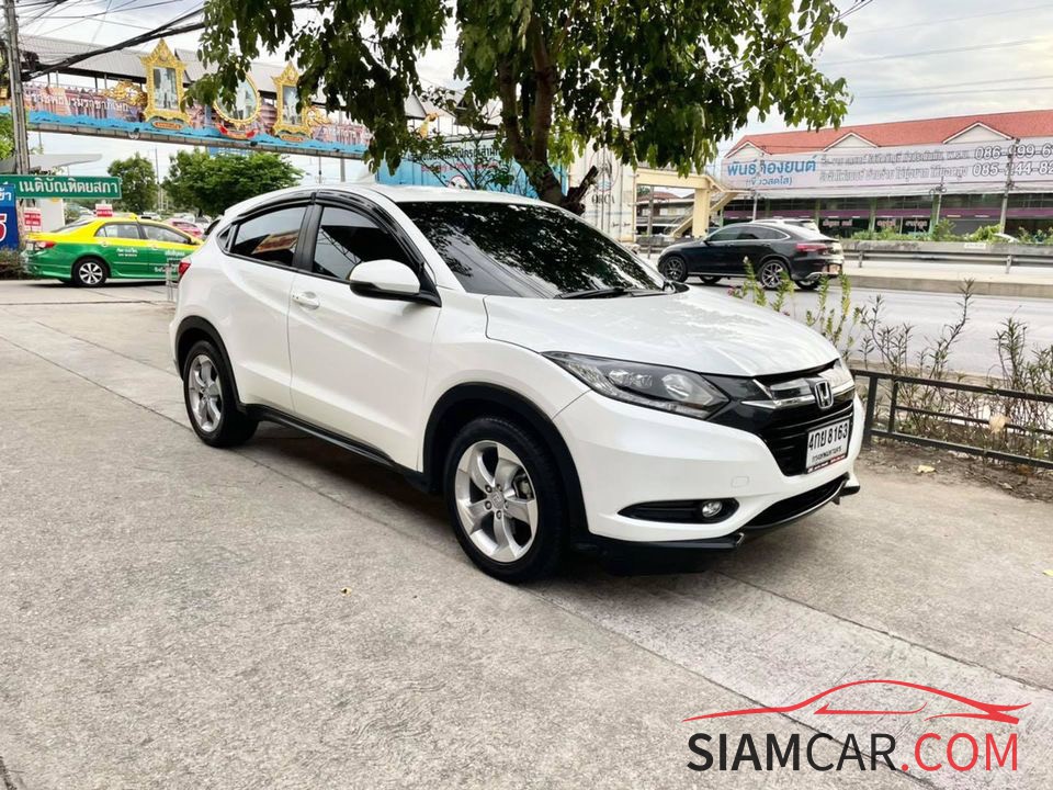 Honda HRV ปี14-ปัจจุบัน 1.8 E