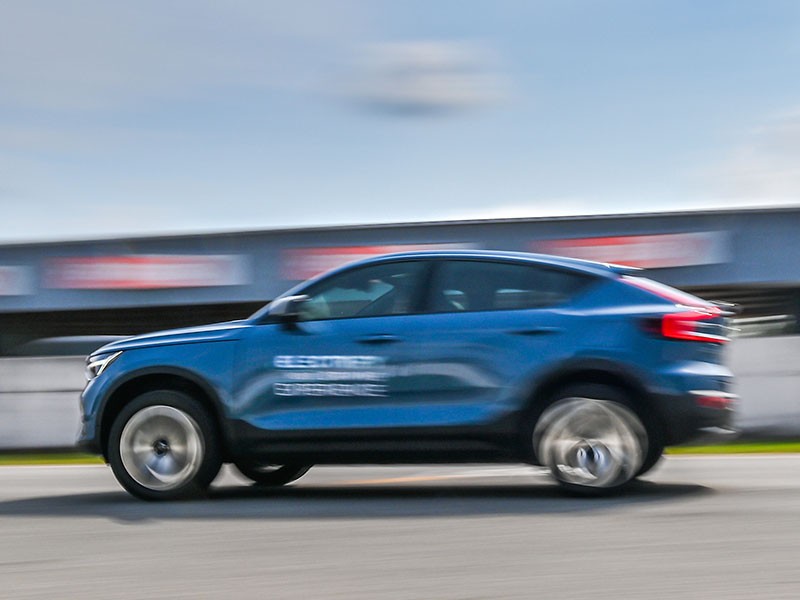 Volvo เผยโฉม Volvo C40 Recharge Pure Electric สุดยอดสปอร์ต Crossover Coupe พลังงานไฟฟ้า 100% ราคา 2,750,000 บาท