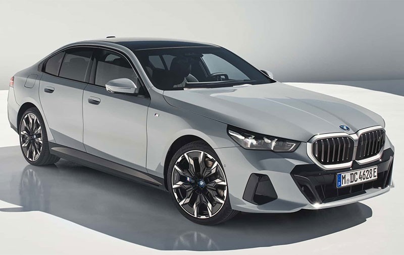 BMW เปิดตัว BMW 5-Series โฉมใหม่ เจนฯ 8 (G60) และครั้งแรกของ "BMW i5" รุ่นพลังไฟฟ้า!