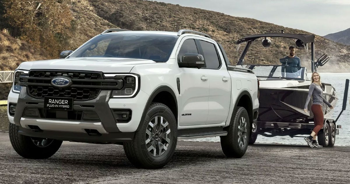 Ford เผยโฉม Ford Ranger Plug-In Hybrid กระบะปลั๊กอินไฮบริด วิ่งโหมดไฟฟ้าได้ไกล 45 กม. ขายปี 2025!