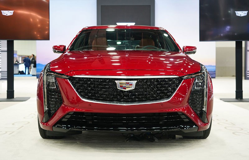 Cadillac เปิดตัว New Cadillac CT5 มาในสไตล์สปอร์ตยิ่งขึ้น เครื่อง Turbo และหน้าจอโค้งขนาด 33 นิ้วใหม่