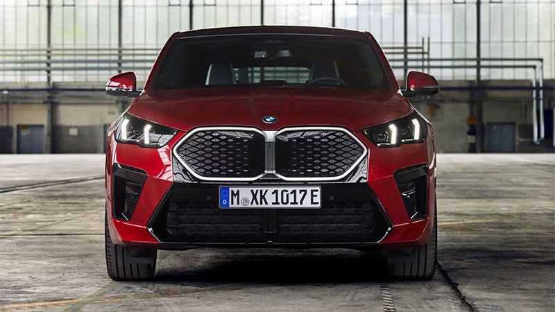 BMW เผยโฉม All-New BMW iX2 รถ SUV ไฟฟ้าสไตล์ Coupe สปอร์ต ขุมพลัง 313 แรงม้า วิ่งไกล 449 กม.