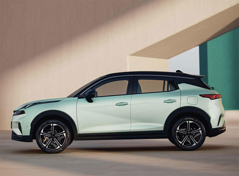 Lynk & Co 06 EM-P รถ SUV ปลั๊กอินไฮบริดโฉมไมเนอร์เชนจ์ ขุมพลัง 299 แรงม้า เตรียมขายในจีน!