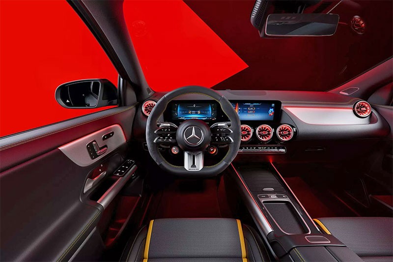 Mercedes-Benz เปิดตัว Mercedes-AMG GLA 45 S รุ่นไมเนอร์เชนจ์ อัปเดตภายนอก-ภายในใหม่ และเทคโนโลยีใหม่ๆ