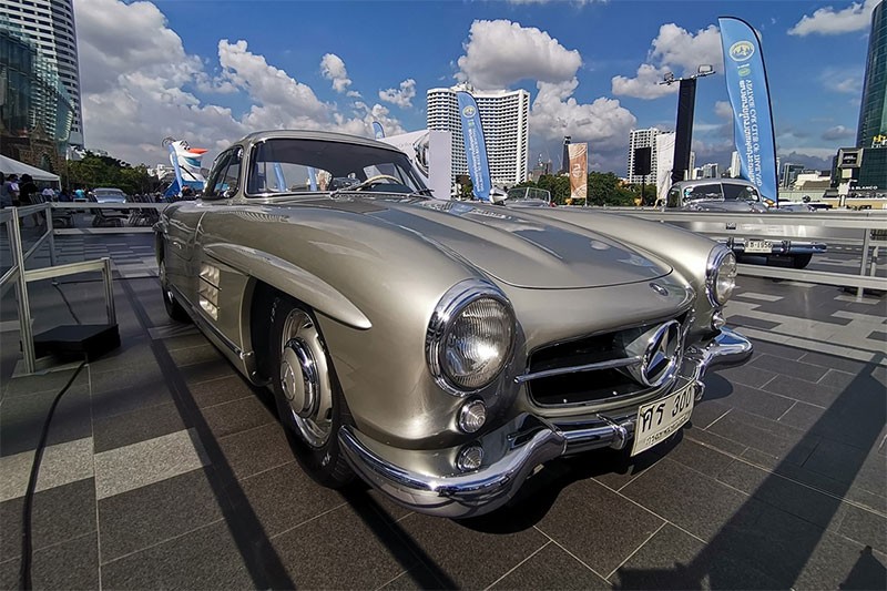 ICONSIAM Vintage Car Show เชิญชมรถโบราณ รถคลาสสิค เรือ ที่ไอคอนสยาม