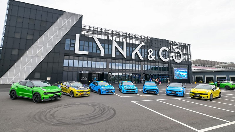 Lynk & Co 03 ++ รถซีดานจีนพลังแรง! 350 แรงม้า กับเทคโนโลยีจากรถแข่ง Touring Car ขายแล้วในจีน