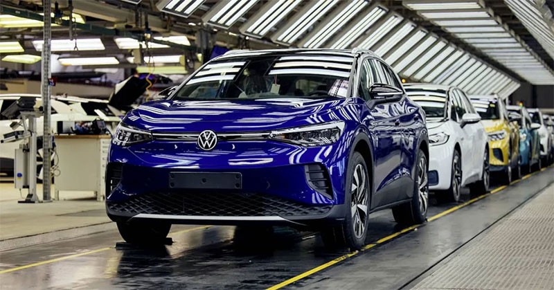 Volkswagen เตรียมปลดพนักงานครั้งใหญ่ เพื่อเซฟงบ 8.5 พันล้านดอลล่าร์ และเตรียมโรงงานผลิตรถ EV!