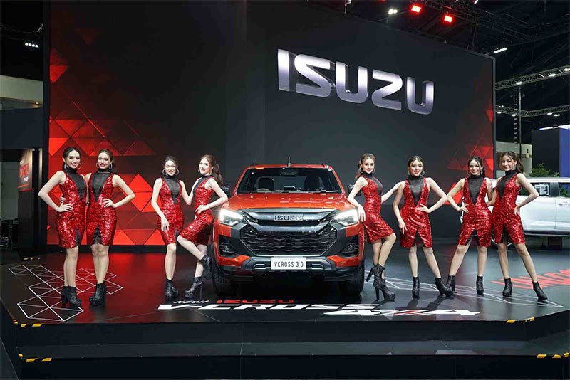 Isuzu เผยโฉม "ใหม่! Isuzu D-Max" เหนือลิมิต…พิชิตโลก รุ่นใหม่ล่าสุด พร้อม "The New MU-X" ตอบโจทย์ทุกไลฟ์สไตล์ลุยงาน "Motor Expo 2023"