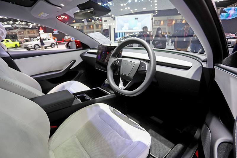 Tesla เปิดตัวหุ่นยนต์เทสลา Optimus ครั้งแรก ณ งาน Motor Expo 2023 พร้อมจัดแสดงรถไฟฟ้าแห่งอนาคตที่ยั่งยืน