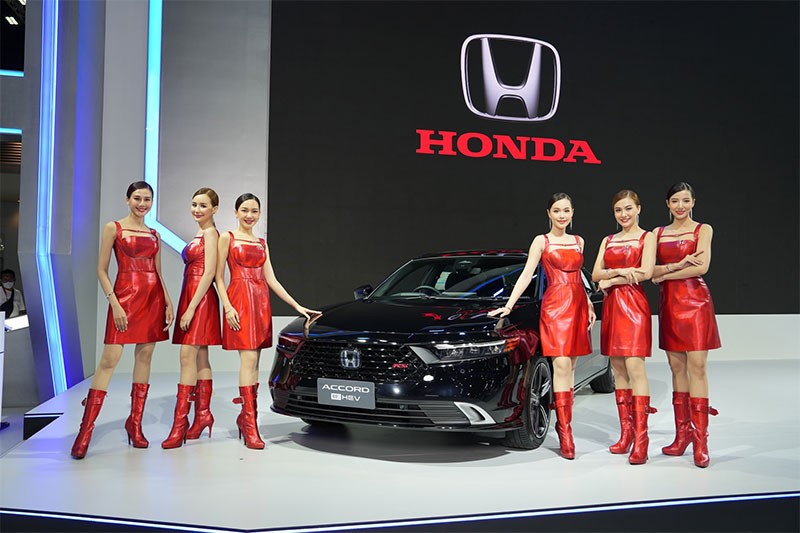 Honda จัดแสดงยนตรกรรมทุก Line-Up ในงาน Motor Expo 2023 นำโดย e:HEV ได้แก่ Accord e:HEV ใหม่ และ SUV ได้แก่ CR-V ใหม่