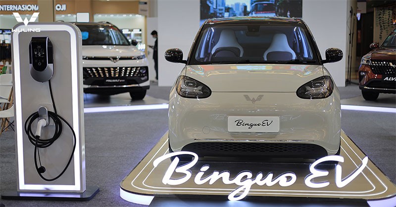Wuling เปิดตัว Wuling Bingo รถ Hatchback ไฟฟ้า วิ่งไกล 333-410 กม. รุ่นพวงมาลัยขวา ในอินโดนีเซีย!