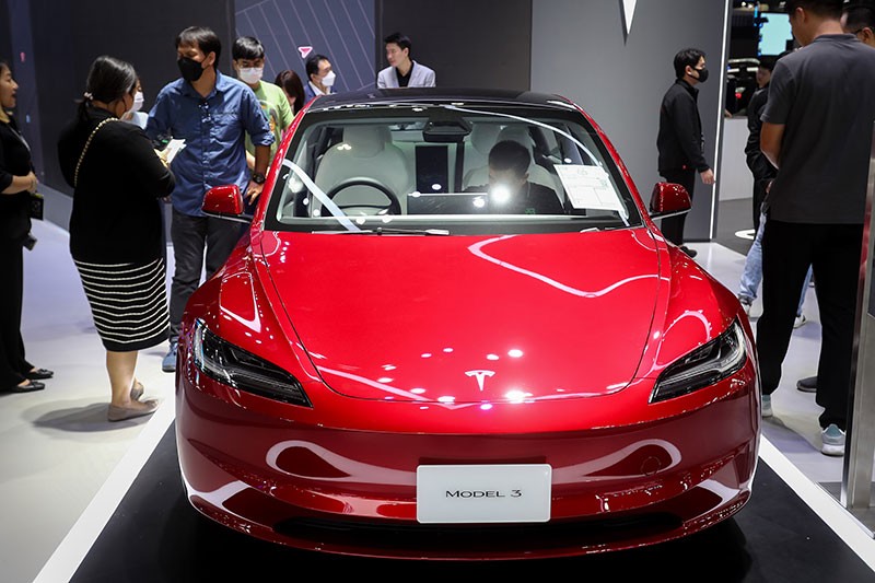 Tesla คุย ขายรถยนต์ไฟฟ้าได้ทั่วโลกกว่า 1.8 ล้านคัน ในปี 2023 ยังครองแชมป์ยอดขายรถ EV ล้วนอยู่ 